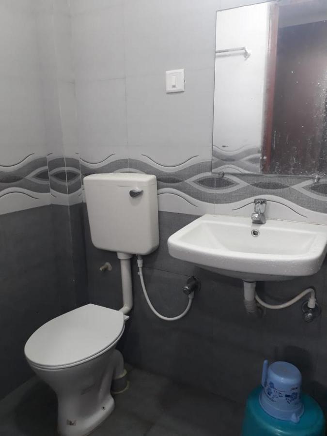 Goroomgo Hotel Uk Palace Puri Bagian luar foto